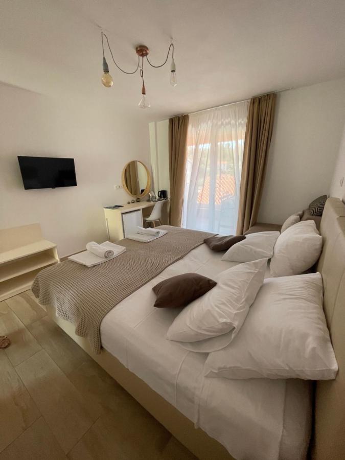 St. Nicholas Rooms ฮวาร์ ภายนอก รูปภาพ